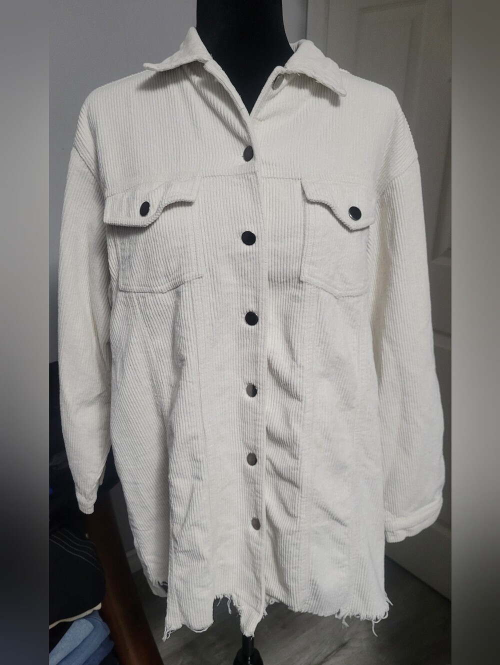 POL Clothing Small Oversized Distressed Corduroy Shacket Cream White